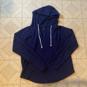 forever 21 sweatshirt size L.